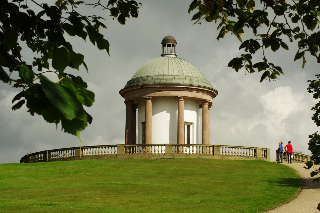 the temple heaton park manchester